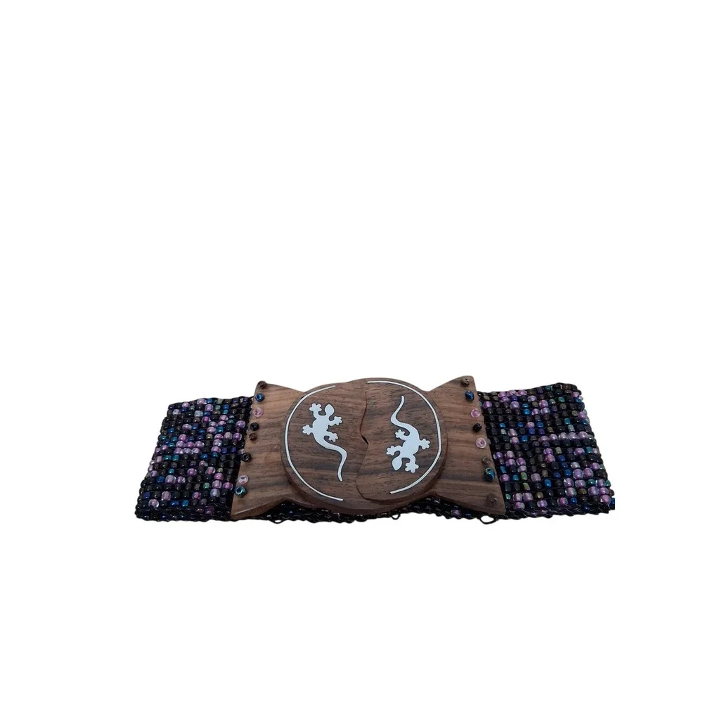 Y2k‎ Vintage Beaded Lizard Women's One Size Stretch Gypsy Wood Clasp Cinch Belt